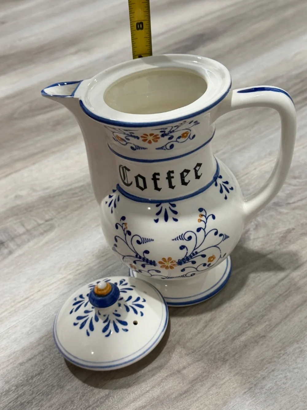 Royal Sealy vintage royal